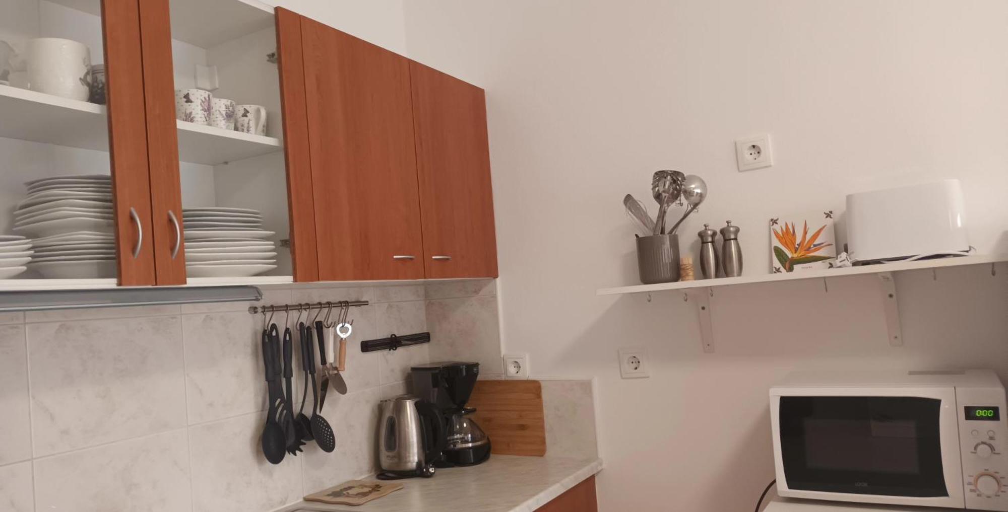 Apartman Sandra -Private Parking And Garden Zara Esterno foto