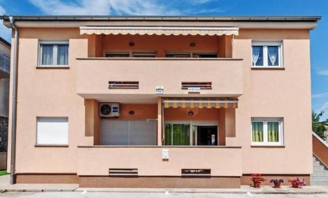 Apartman Sandra -Private Parking And Garden Zara Esterno foto